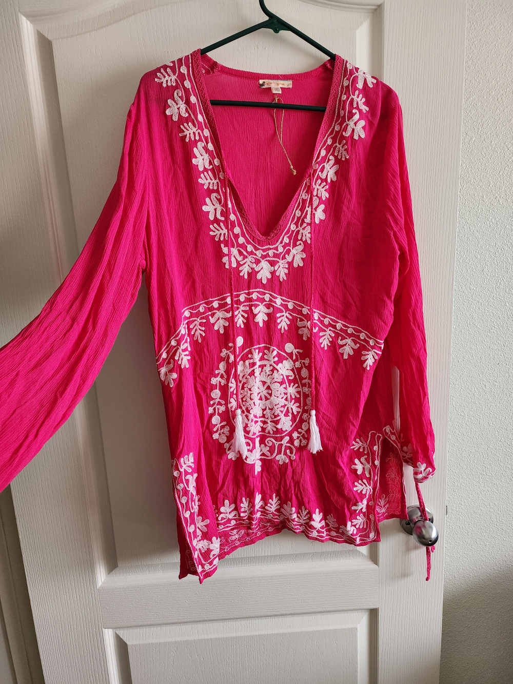Women's V-Neck Embroidered Hot Pink Tunic Top